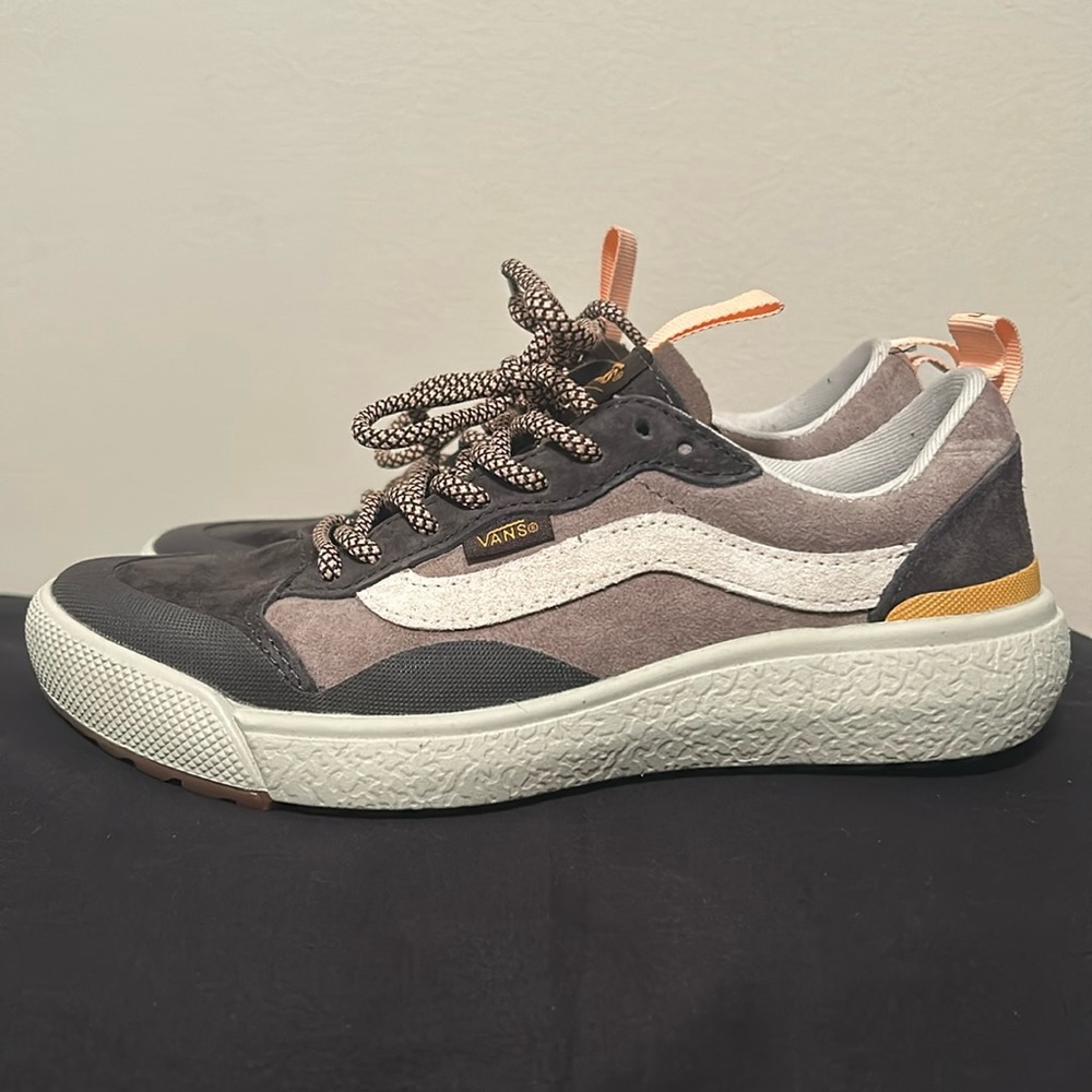 Women’s Vans